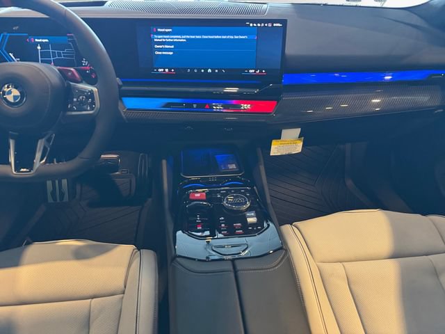 New 2027 BMW M5 w/ Executive Package AWD/4WD image 12