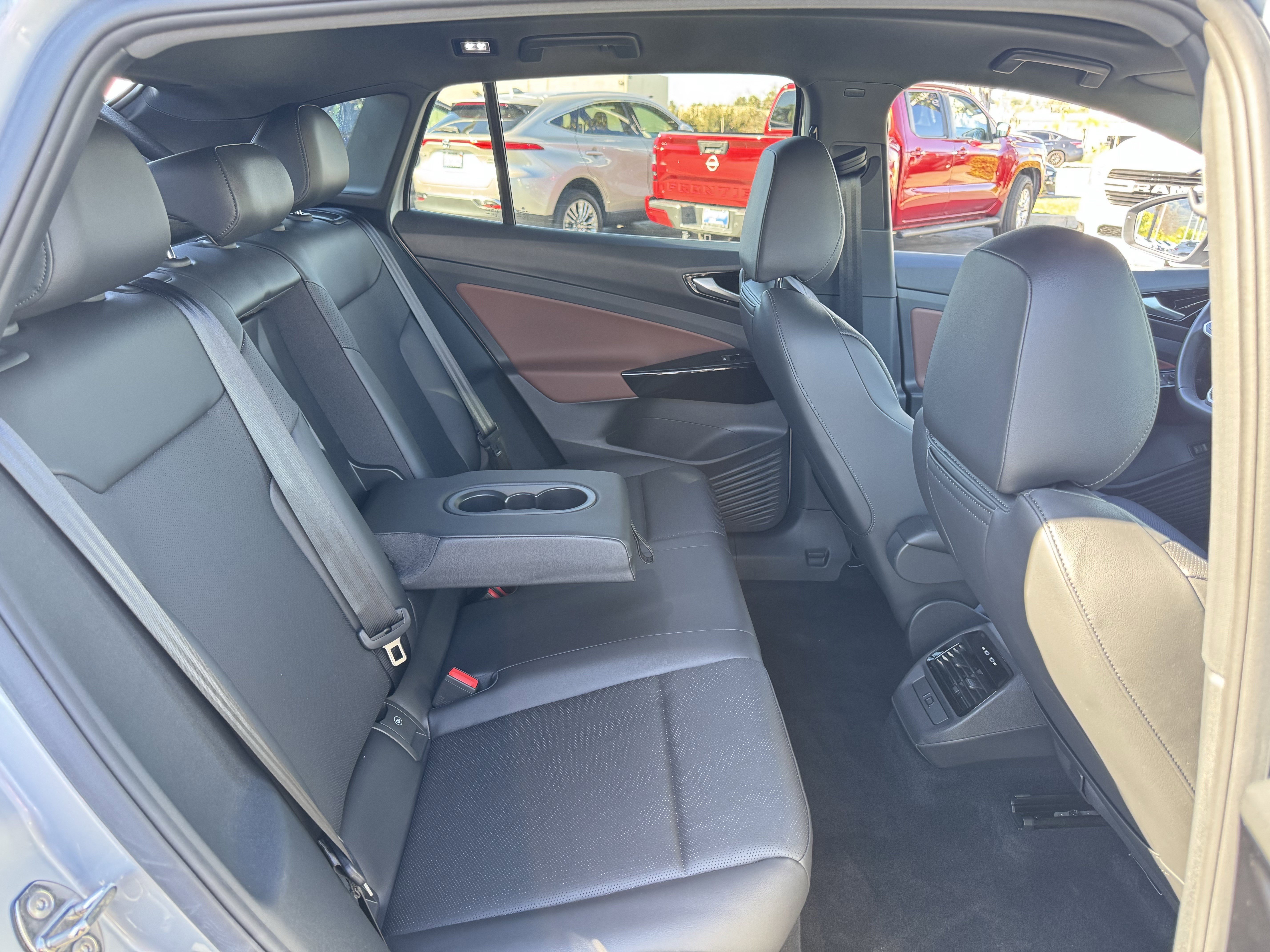 Used 2021 Volkswagen ID.4 Pro S w/ ID.4 Protection Package image 33