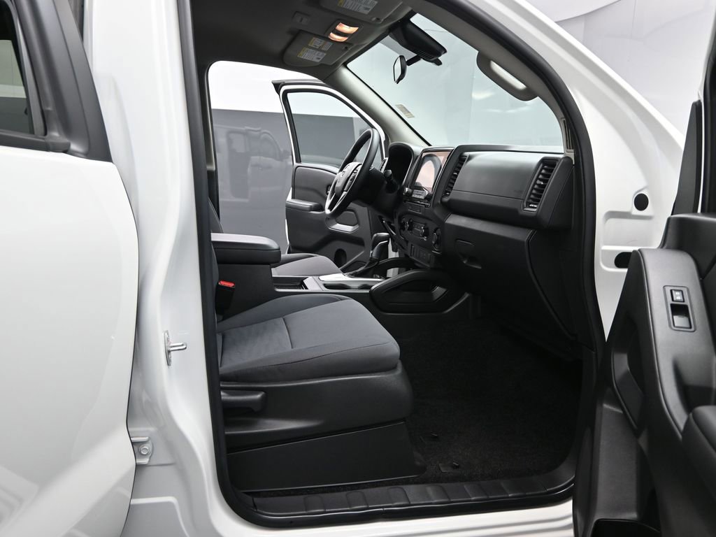 Used 2023 Nissan Frontier S w/ Tow Package image 17