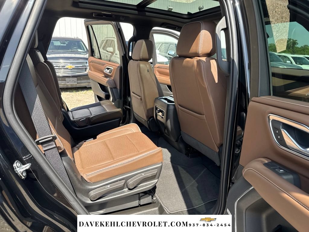 Used 2023 Chevrolet Tahoe High Country AWD/4WD image 27