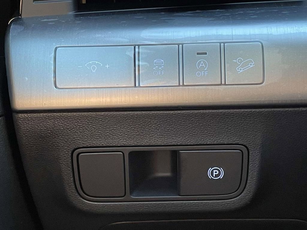 New 2026 Hyundai Kona SE image 16