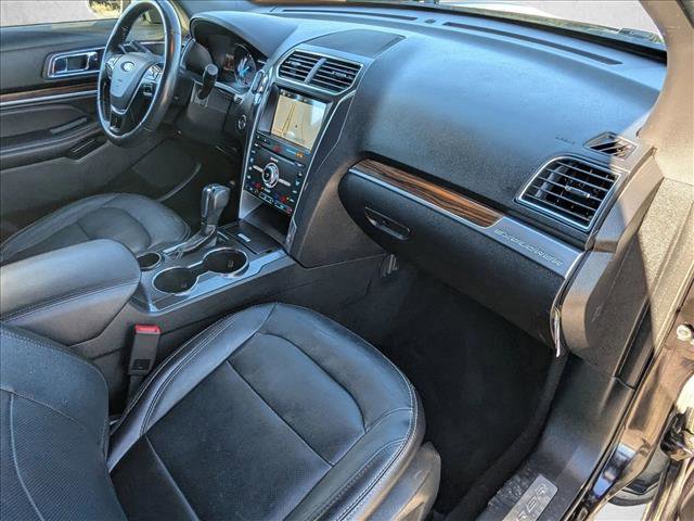Used 2019 Ford Explorer Limited w/ Class III Trailer Tow Package image 21