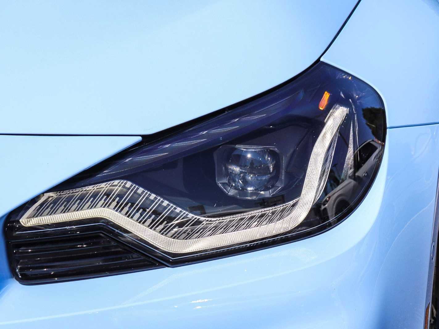 Used 2024 BMW M2 w/ Lighting Package RWD image 7