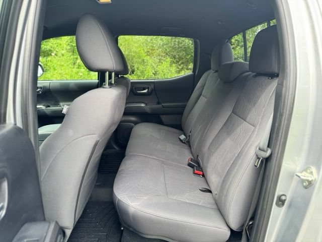 Used 2019 Toyota Tacoma TRD Off-Road AWD/4WD image 13