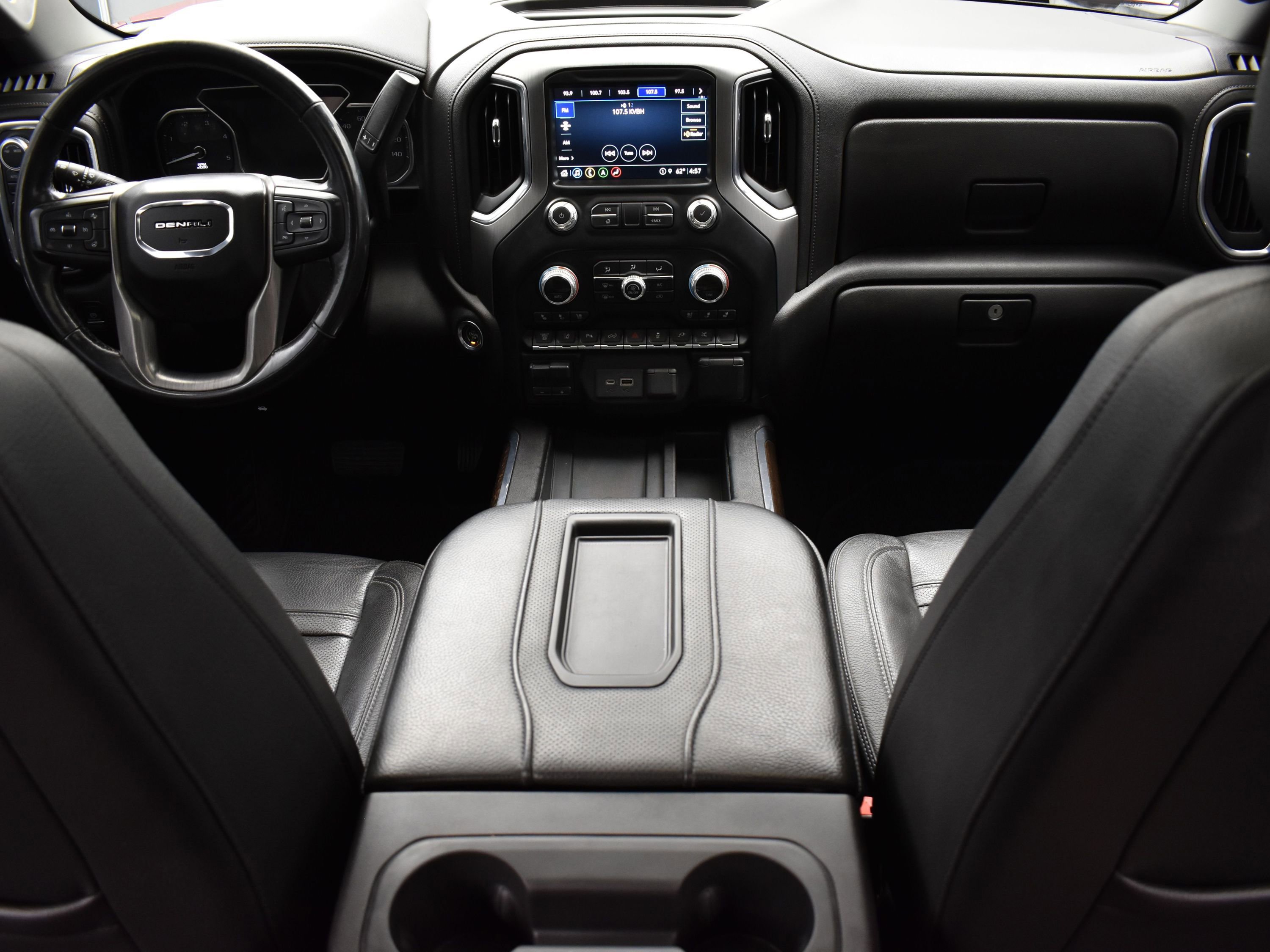 Used 2021 GMC Sierra 3500 Denali w/ Denali Ultimate Package image 13