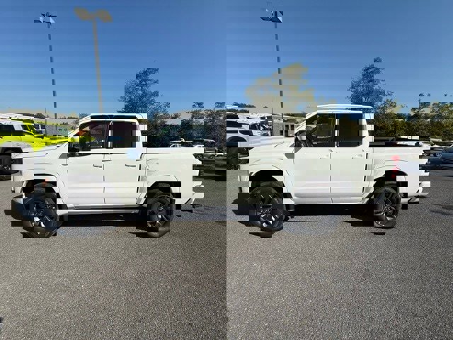 New 2026 Nissan Frontier SV w/ Tow Package image 8