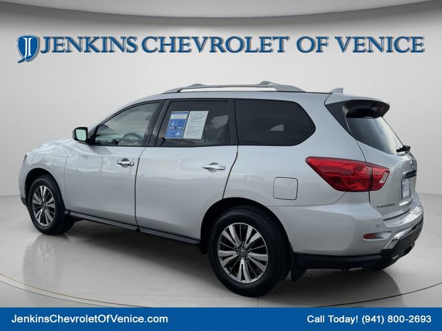Used 2019 Nissan Pathfinder S AWD/4WD image 7