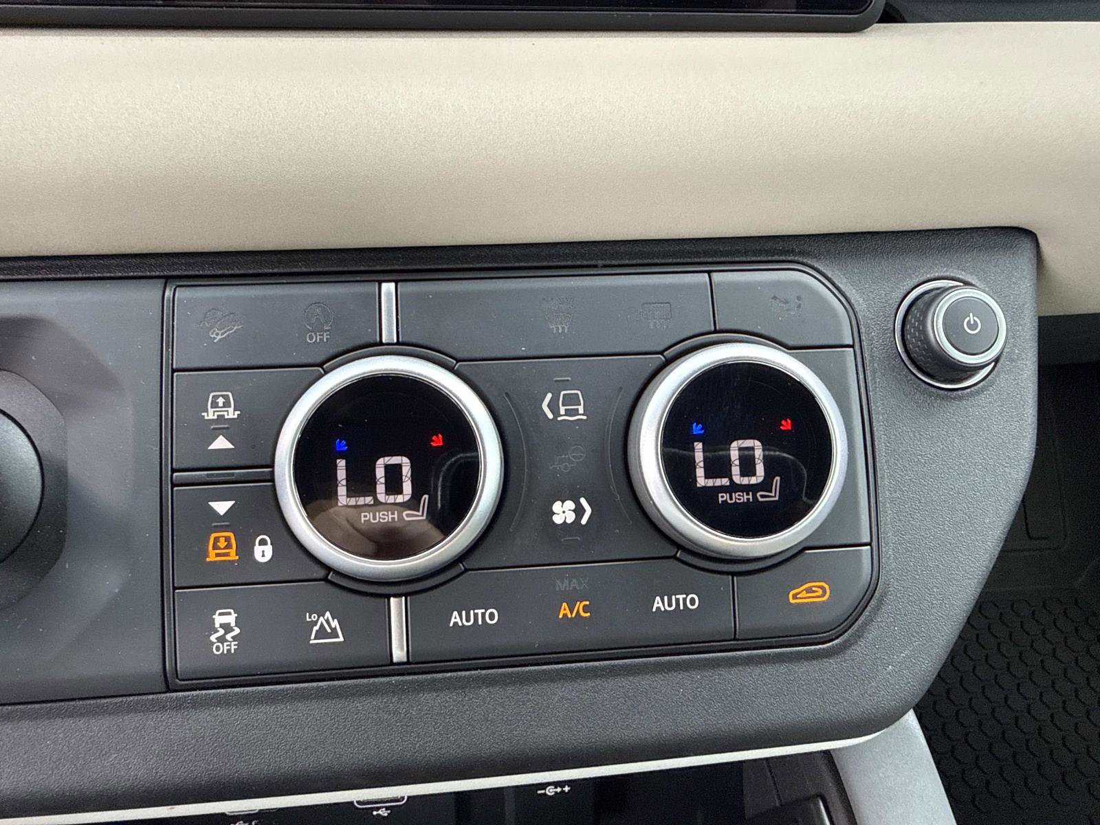 Used 2023 Land Rover Defender 110 X-Dynamic SE AWD/4WD image 30