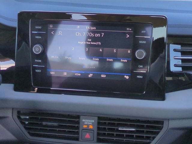 Used 2025 Volkswagen Jetta SE image 20