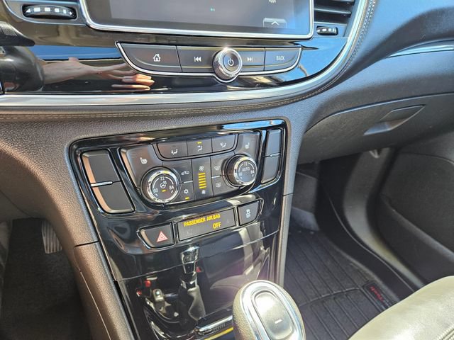 Used 2019 Buick Encore Essence FWD image 29