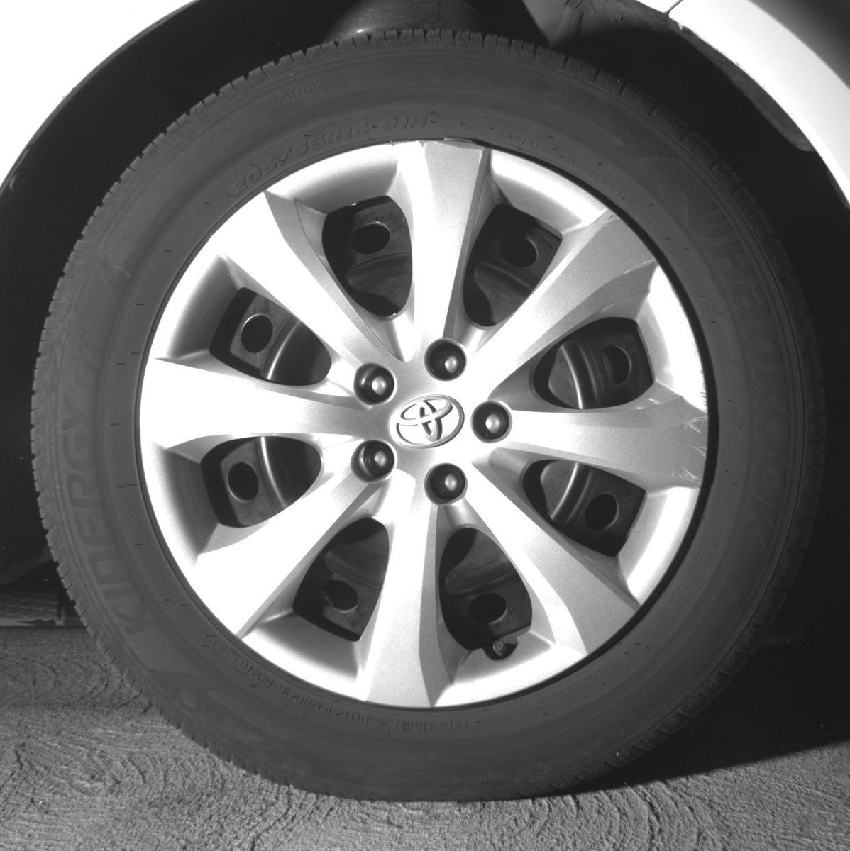 Used 2025 Toyota Corolla LE FWD image 13