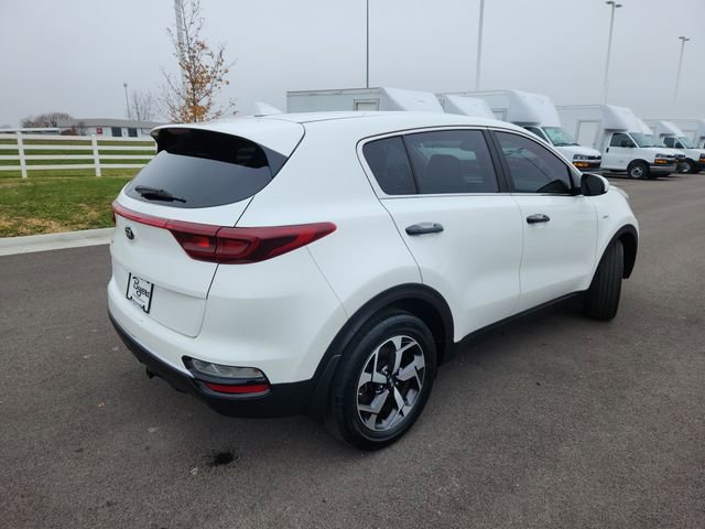 Used 2022 Kia Sportage LX image 9