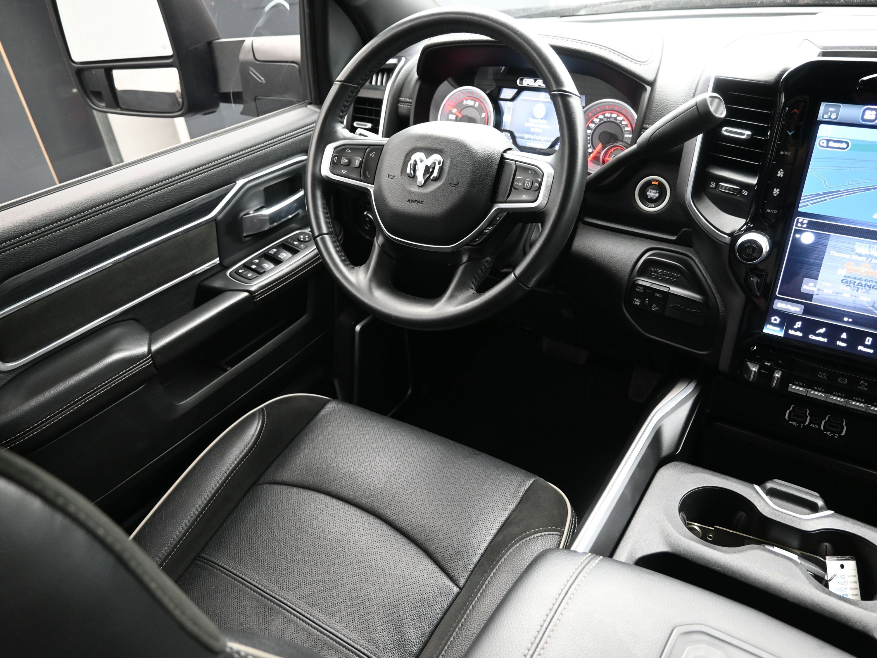 Used 2023 RAM 2500 Laramie w/ Night Edition image 24