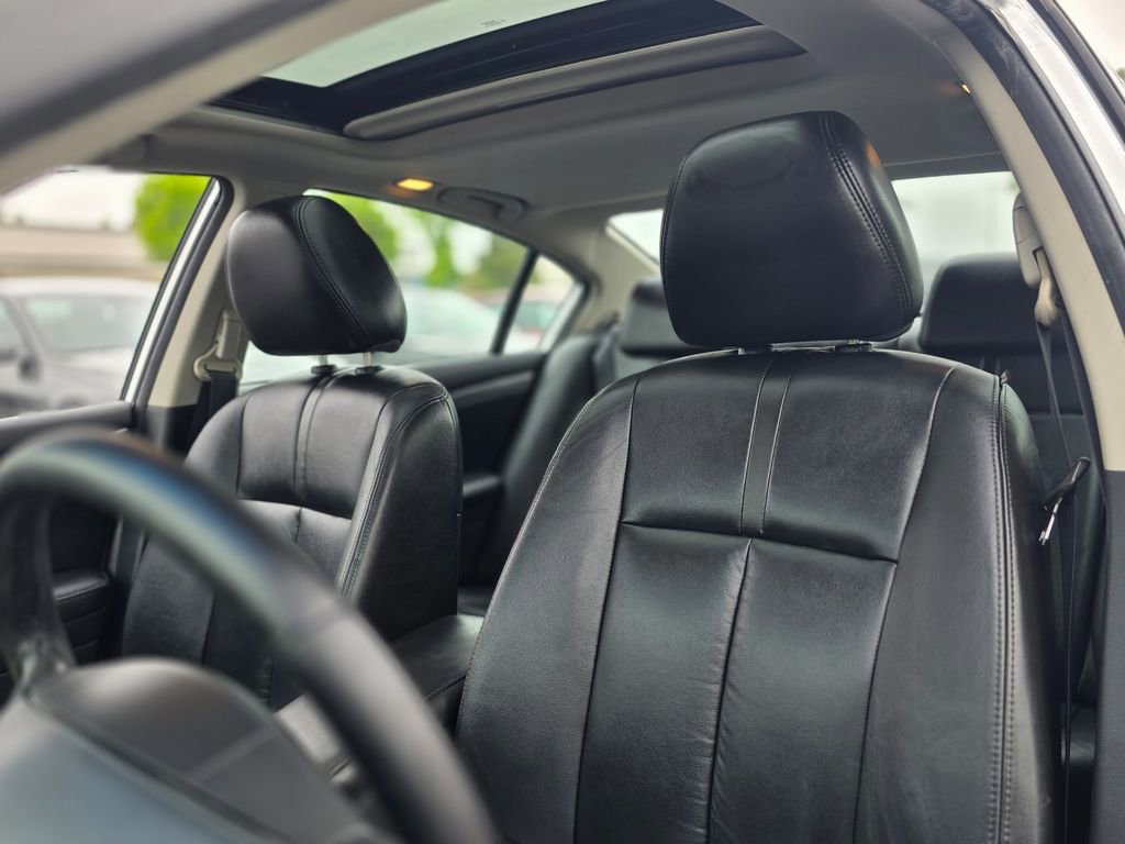 Used 2012 Nissan Altima 2.5 SL w/ 2.5SL Pkg FWD image 12
