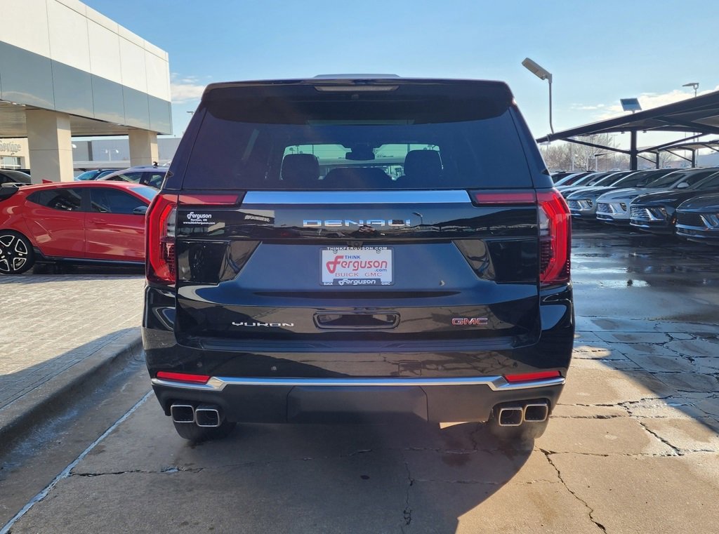 New 2026 GMC Yukon Denali w/ Sun & Power Step Package image 4