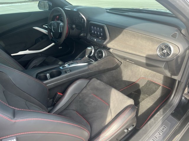 Used 2021 Chevrolet Camaro ZL1 image 29