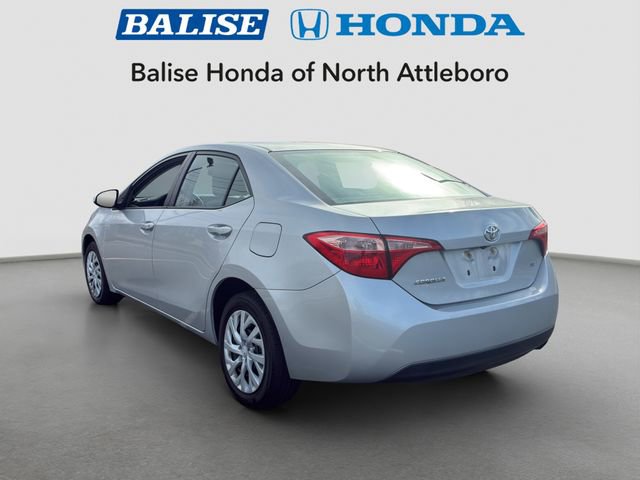 Used 2017 Toyota Corolla LE image 3