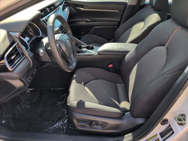 Used 2020 Toyota Camry LE w/ Convenience Package image 16