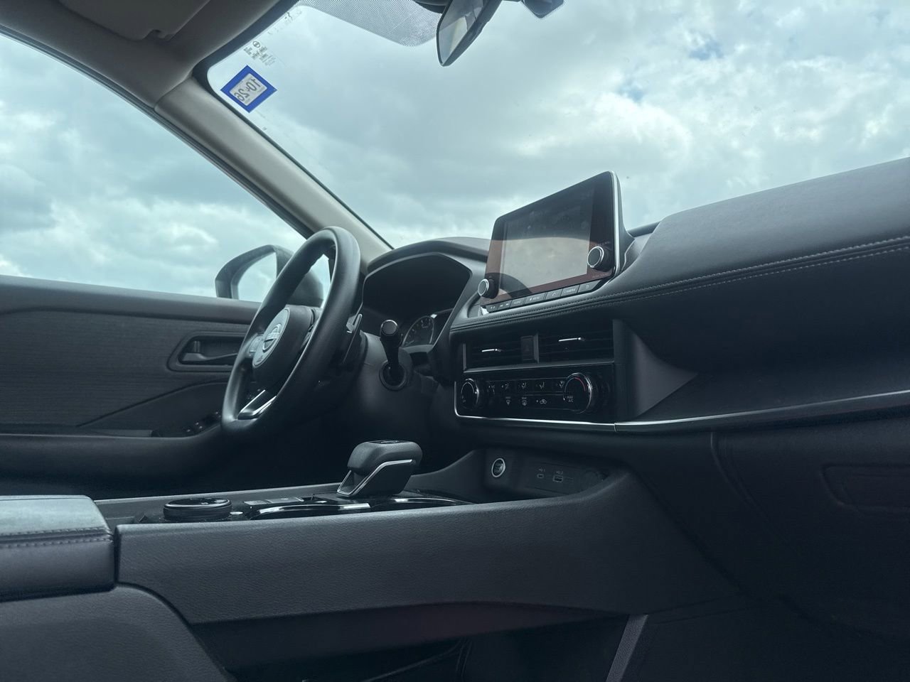 Certified 2023 Nissan Rogue S AWD/4WD image 25