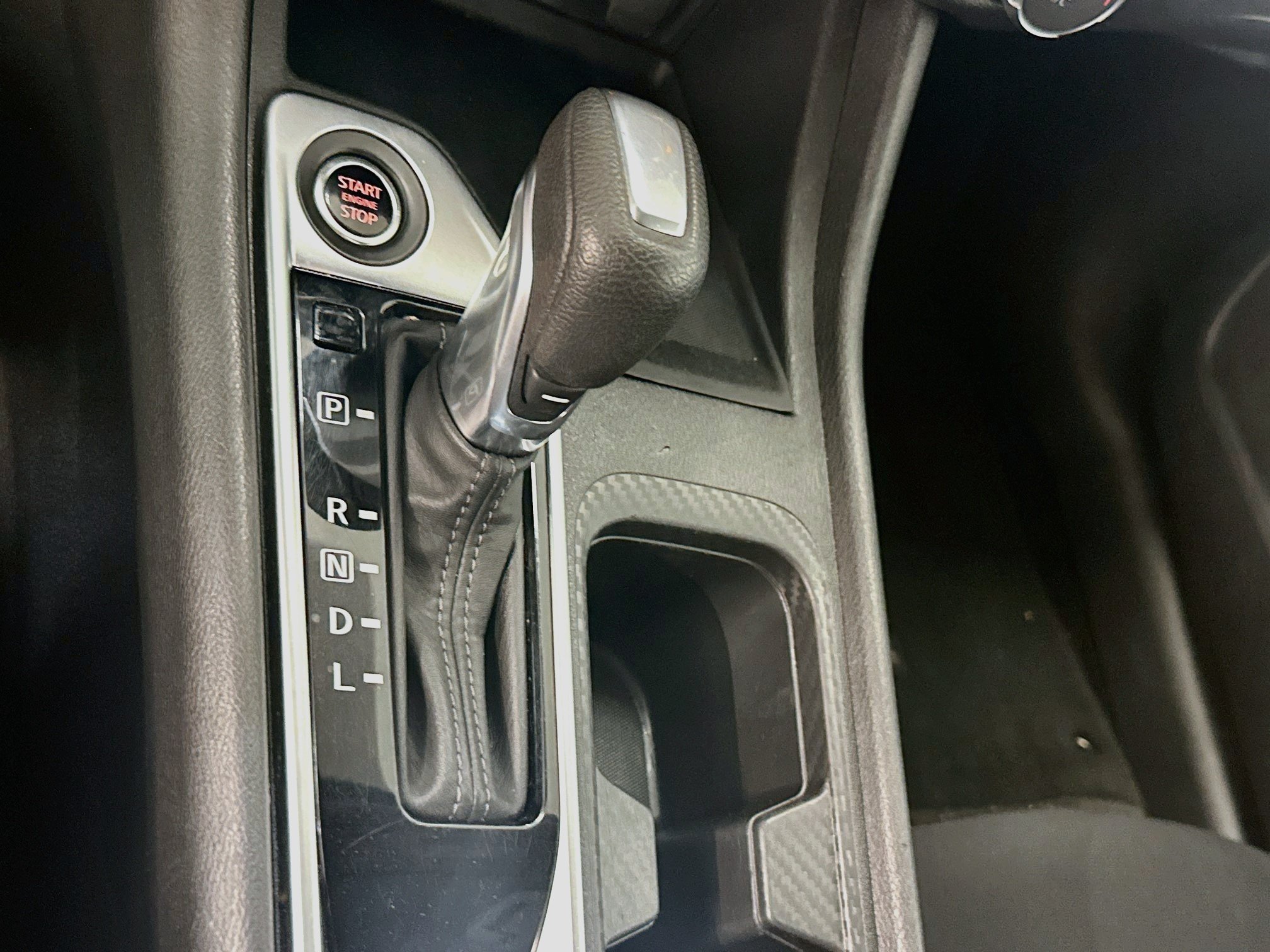 Used 2024 Nissan Sentra SV FWD image 24