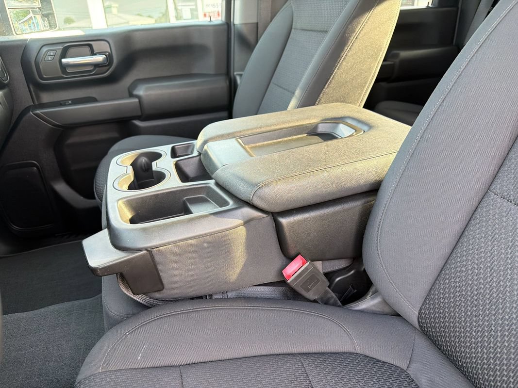 Used 2022 Chevrolet Silverado 2500 Custom w/ Custom Value Package AWD/4WD image 26