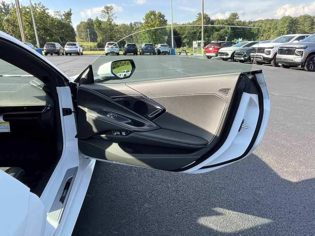 New 2026 Chevrolet Corvette Stingray Preferred Conv w/ Stealth Interior Trim Package image 17