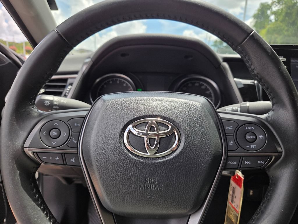 Used 2024 Toyota Camry SE FWD image 21