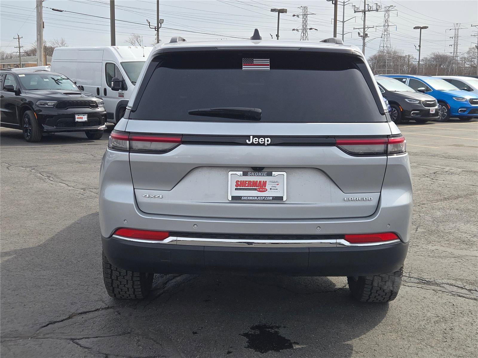 Used 2024 Jeep Grand Cherokee Laredo X image 15