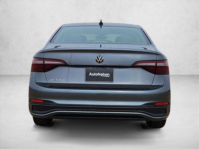 Used 2024 Volkswagen Jetta SE FWD image 7