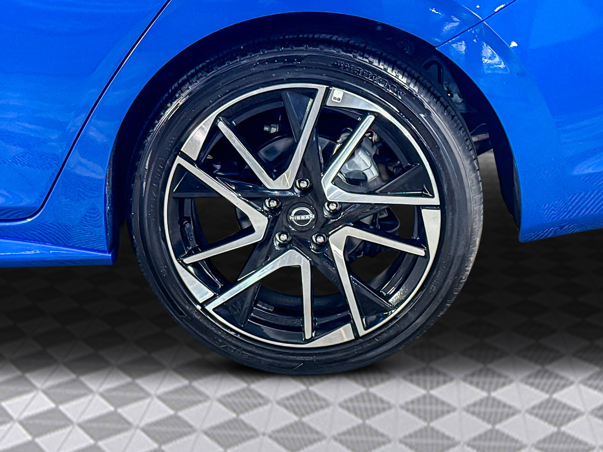 Used 2025 Nissan Sentra SR image 37