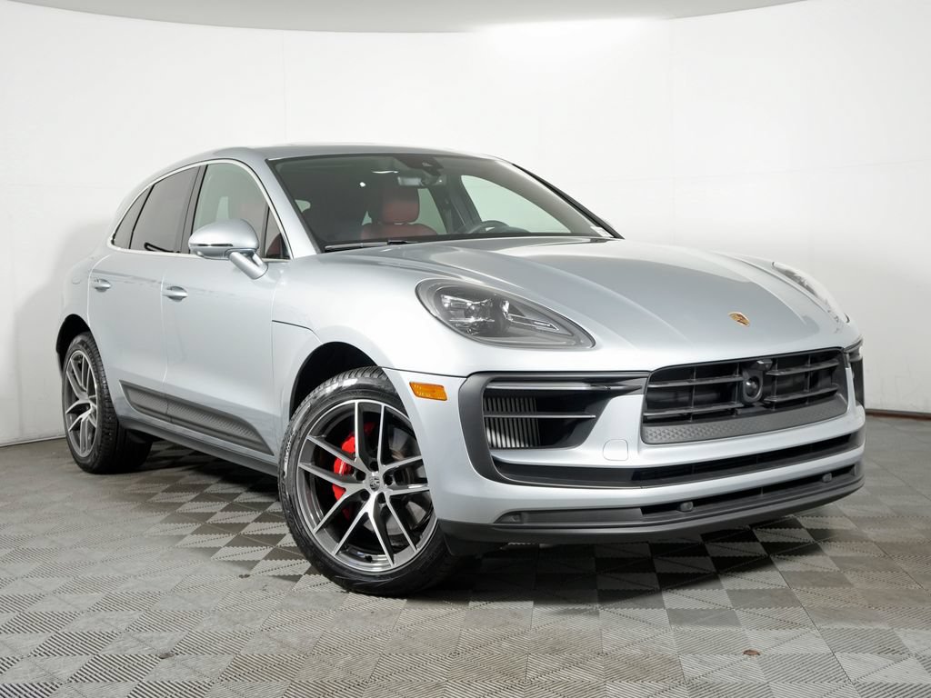 Certified 2026 Porsche Macan S AWD/4WD image 9