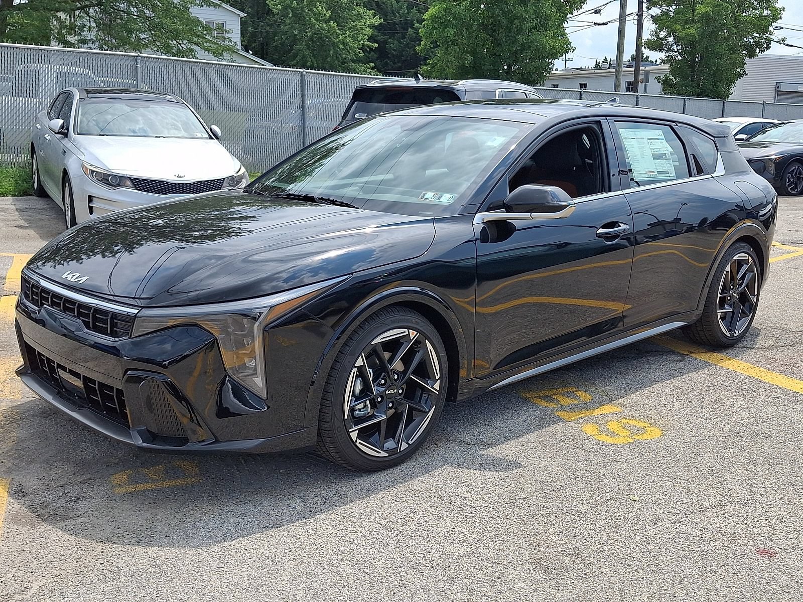 New 2026 Kia K4 GT-Line w/ GT-Line Premium Package FWD image 5