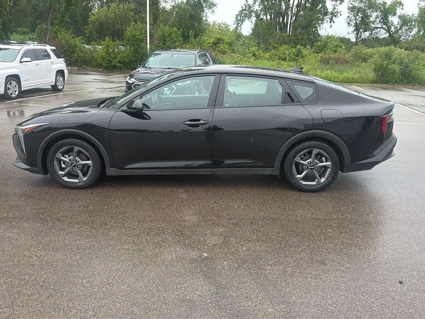 Used 2025 Kia K4 FWD image 2