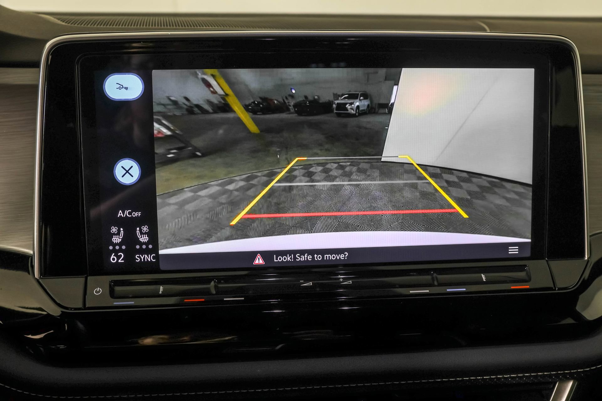 Used 2024 Volkswagen Atlas Cross Sport SE image 7