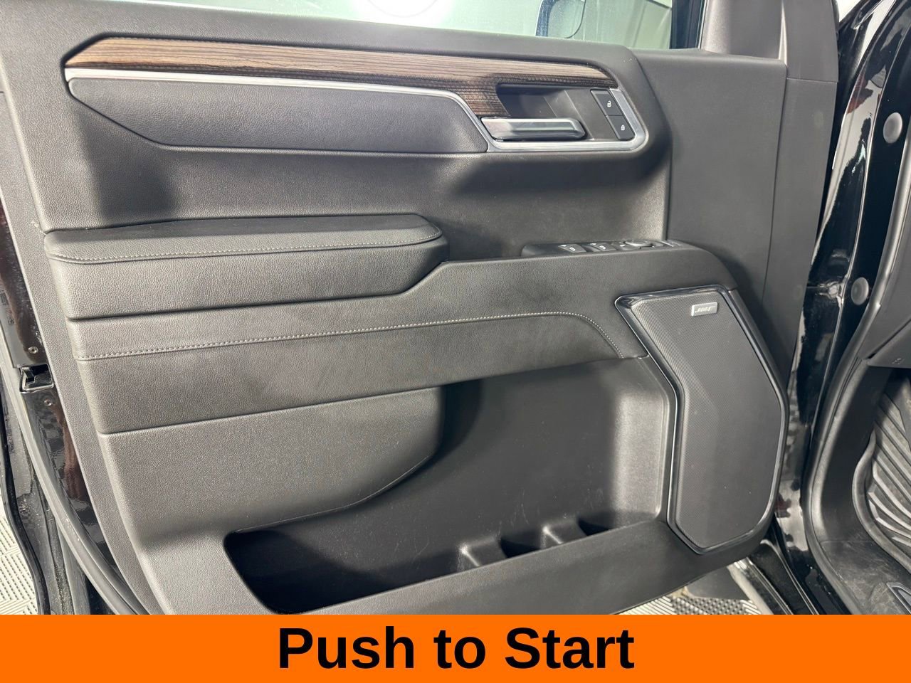 Used 2023 Chevrolet Silverado 1500 LT Trail Boss w/ Convenience Package II image 10