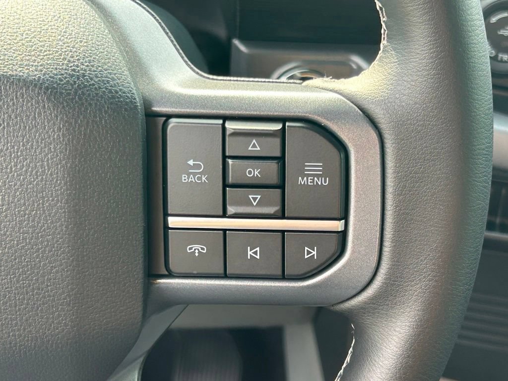 Used 2025 Ford F150 Lightning XLT AWD/4WD image 24