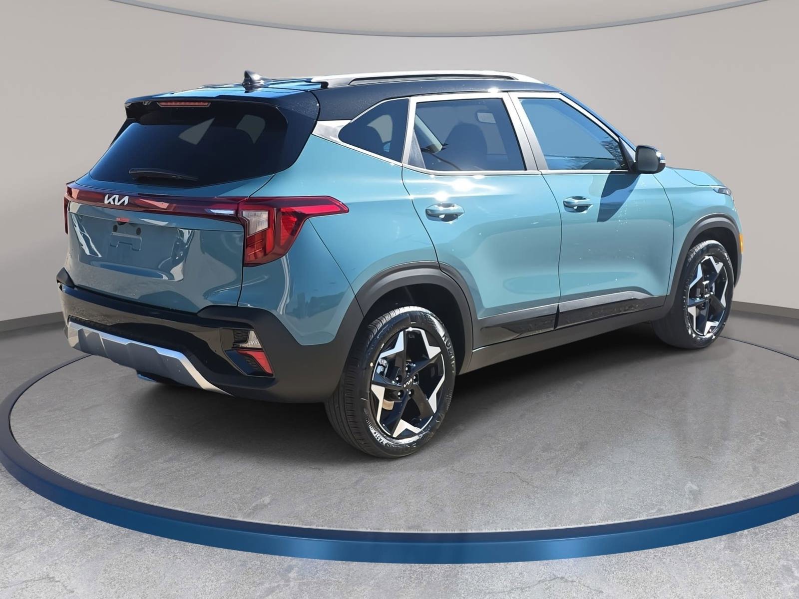 New 2026 Kia Seltos S FWD image 5