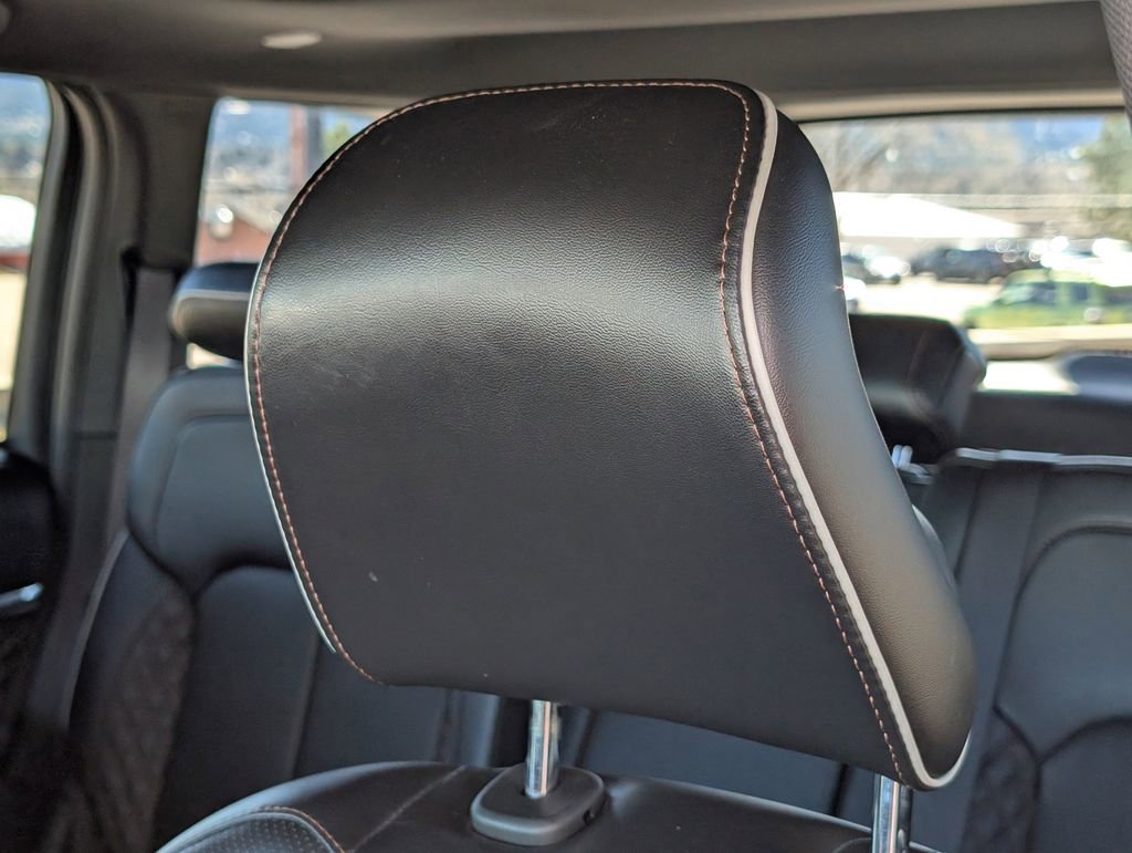 Used 2023 Jeep Grand Cherokee Summit w/ Luxury Tech Group V image 13