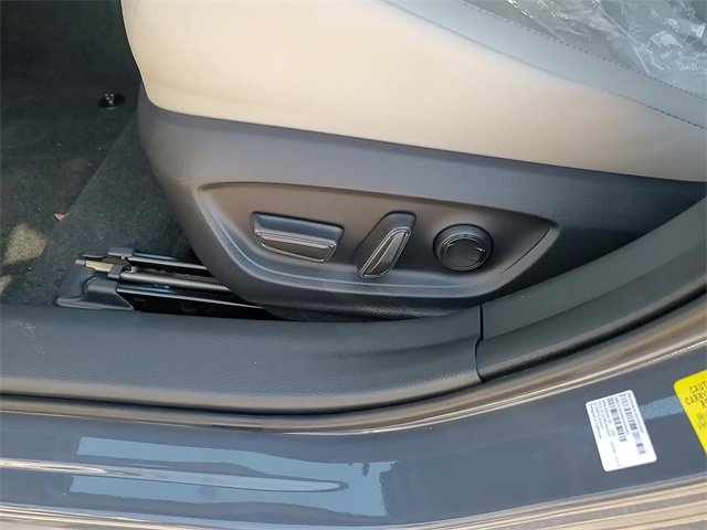 Used 2026 Toyota Prius XLE image 12