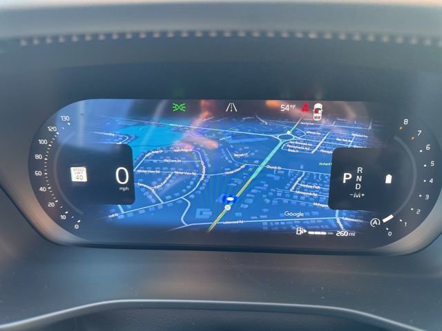 Certified 2025 Volvo XC40 B5 Plus image 21