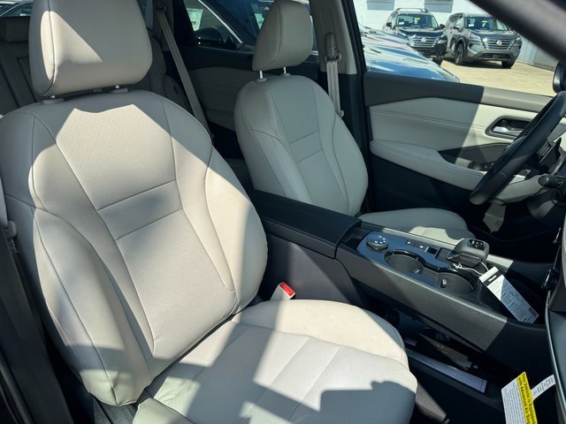 New 2026 Nissan Rogue SV image 4