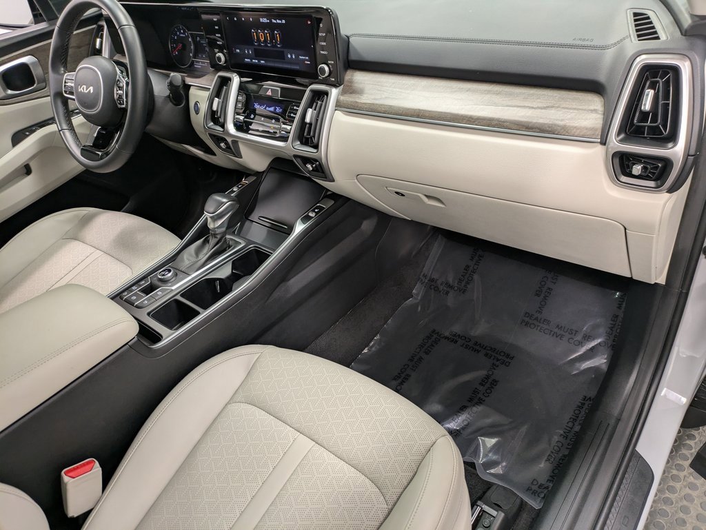 Certified 2022 Kia Sorento X-Line EX image 29