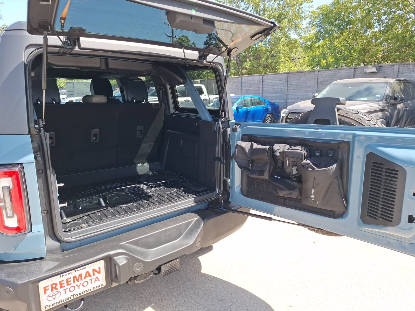 Used 2023 Ford Bronco Outer Banks AWD/4WD image 34