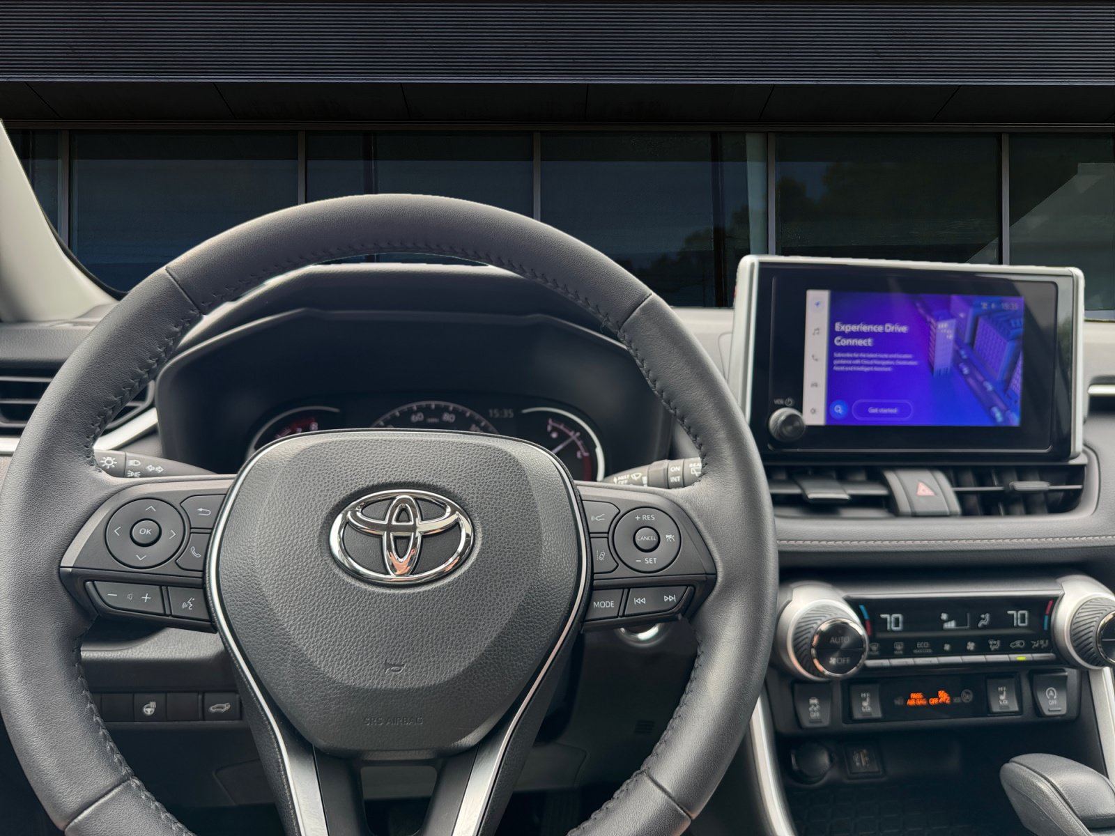 Used 2023 Toyota RAV4 XLE w/ Convenience Package AWD/4WD image 4