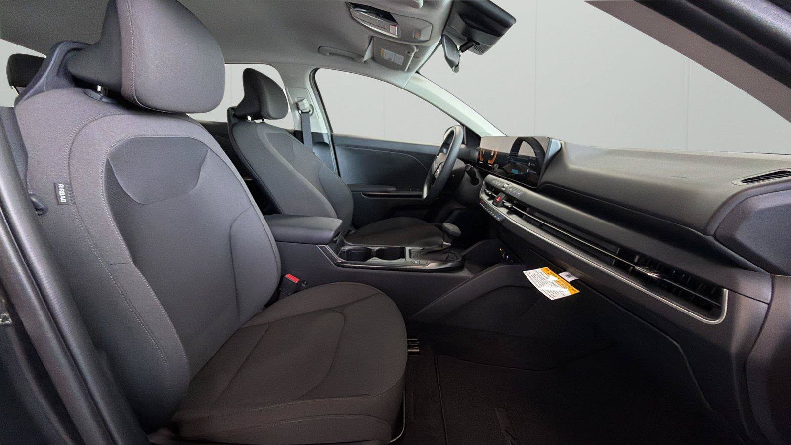 New 2026 Kia K4 FWD image 14