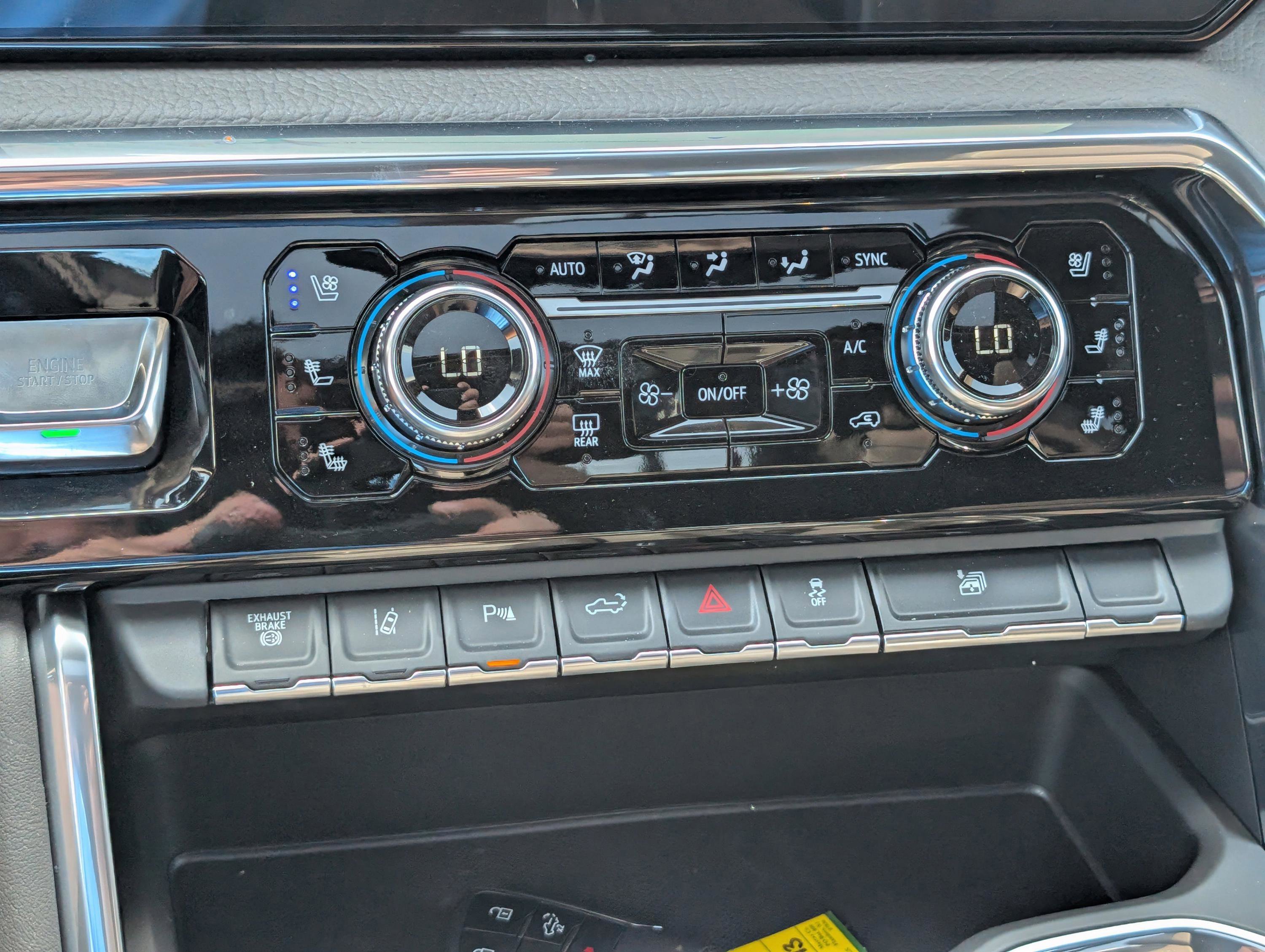 New 2026 GMC Sierra 3500 Denali w/ Technology Package image 30