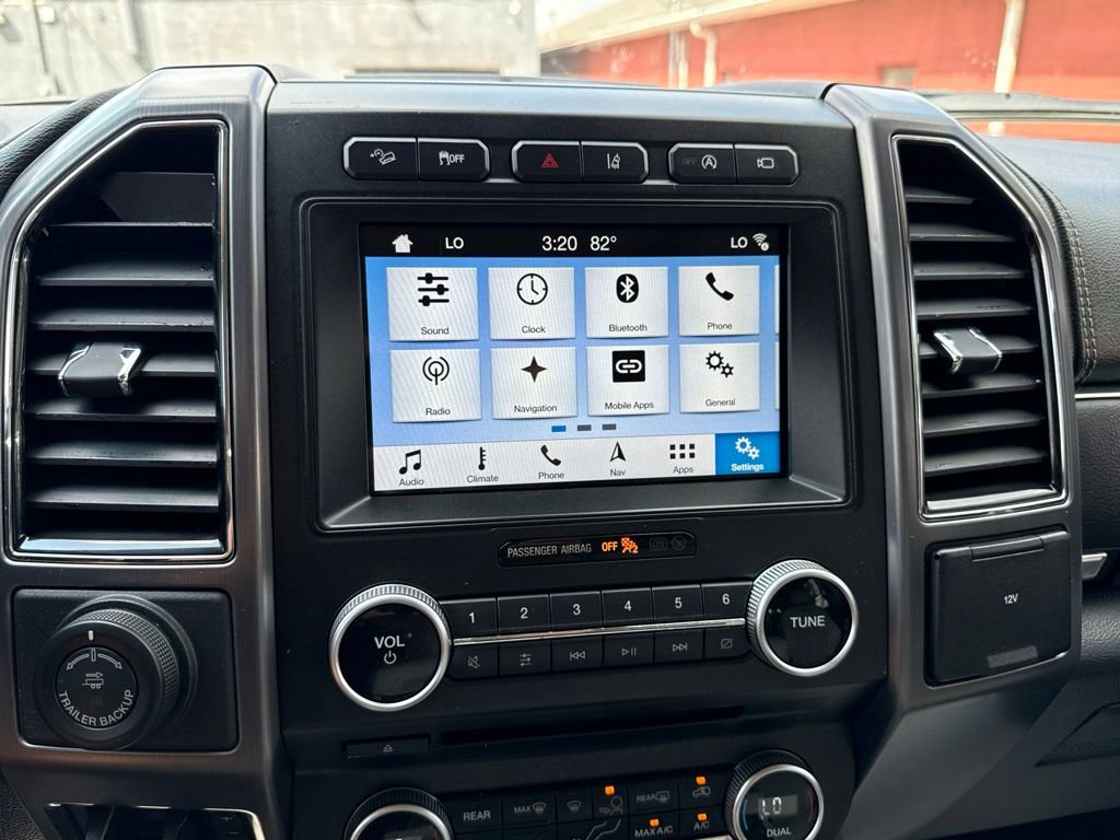 Used 2018 Ford Expedition Max Platinum AWD/4WD image 40