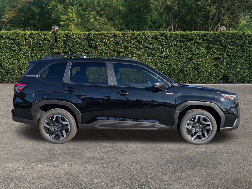 New 2025 Subaru Forester Limited image 3