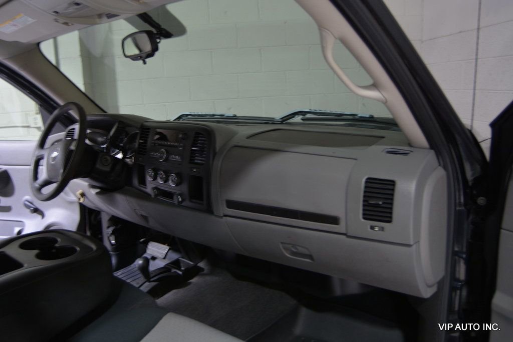 Used 2007 Chevrolet Silverado 2500 W/T w/ LS Package image 14