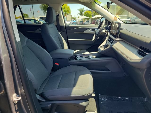 Used 2026 Ford Explorer Active RWD image 18